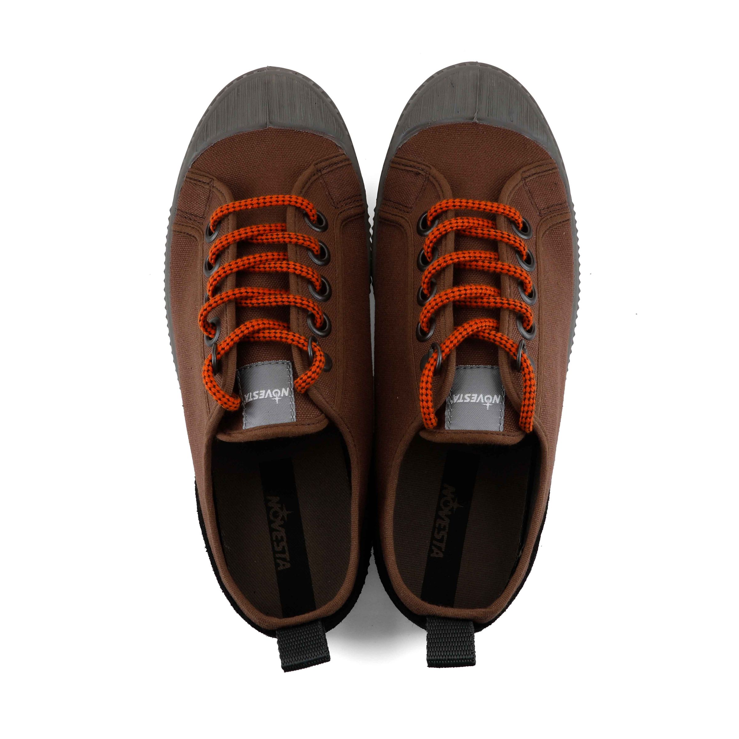 Obrázok z S.M. HIKER BROWN