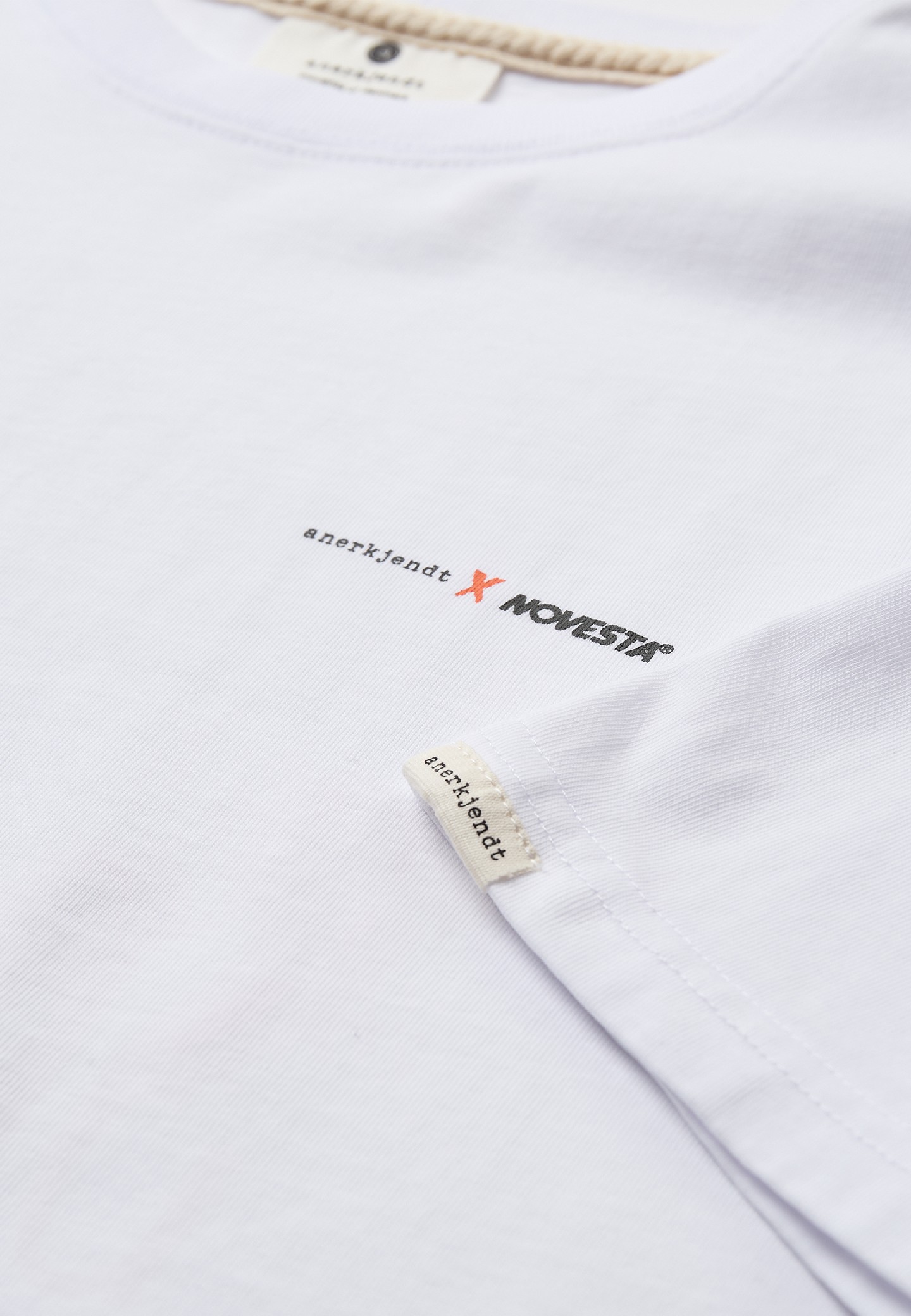 Obrázok z AKVILLADS TIMELESS SS TEE